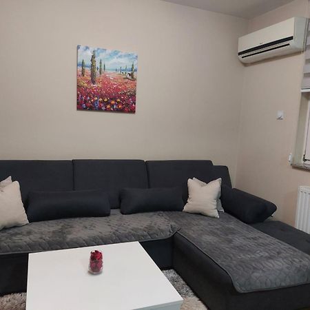 Lnb Lux Apartment Doboj Exterior photo