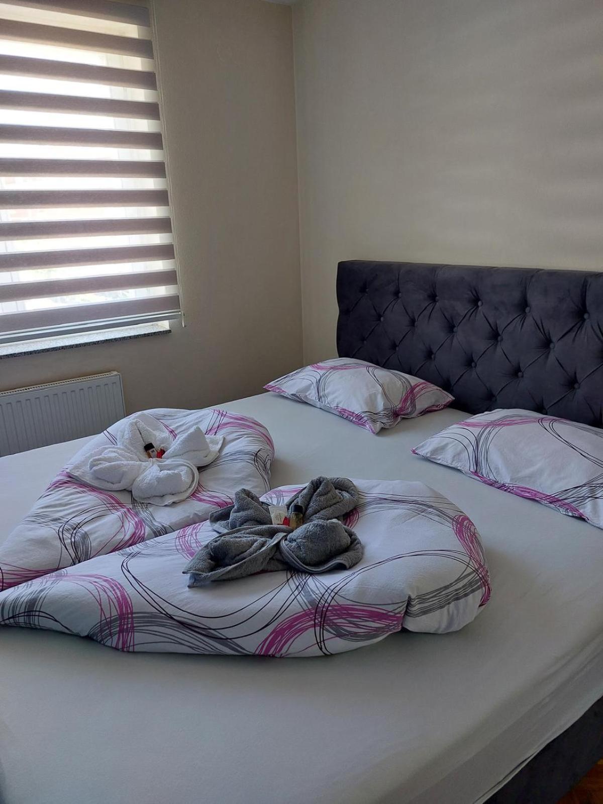 Lnb Lux Apartment Doboj Exterior photo